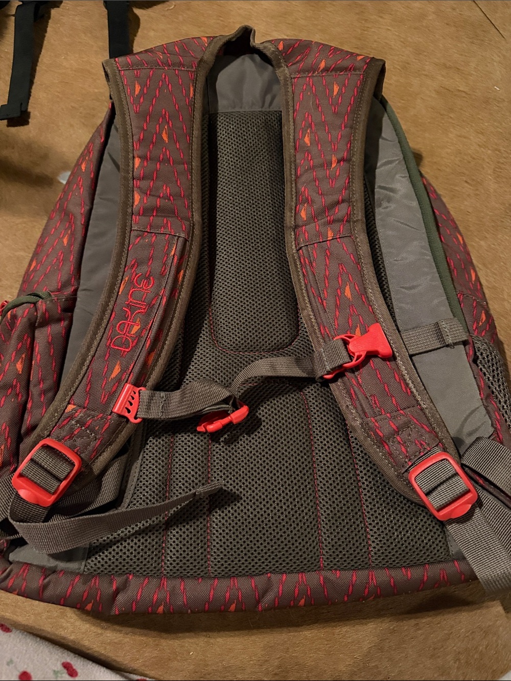 Dakine Red-Patterned Backpack - Picture 2 of 5